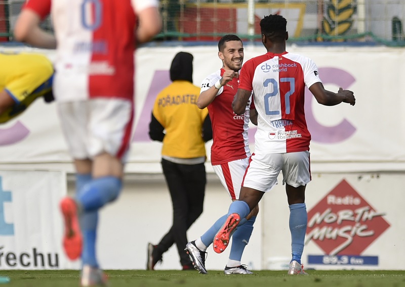 Slavia zničila Teplice, Stanciu se ukázal po pár minutách .