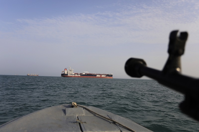 Britský tanker Stena Impero byl zadržen íránskými gardami v pátek.