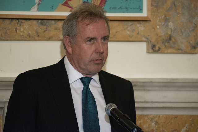 Bývalý britský velvyslanec ve Washingtonu Kim Darroch.