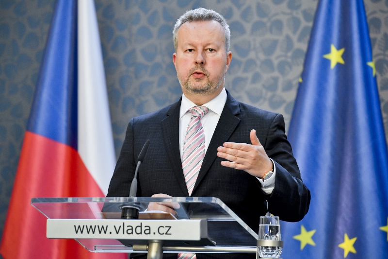 Ministr životního prostředí Richard Brabec se vyjádřil k situaci ohledně dřeva.