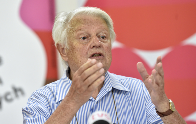 Režisér Hynek Bočan.