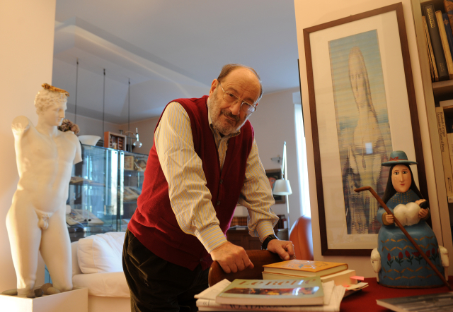 Spisovatel Umberto Eco.