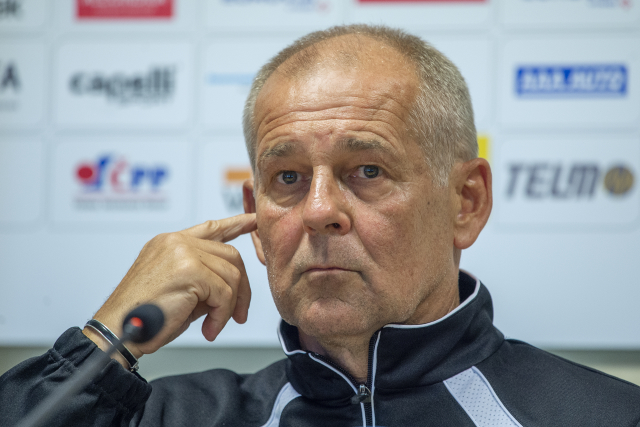 Trenér fotbalistů FK Jablonec Petr Rada před odvetným zápasem 2. předkola Evropské ligy s Pjunikem Jerevan.