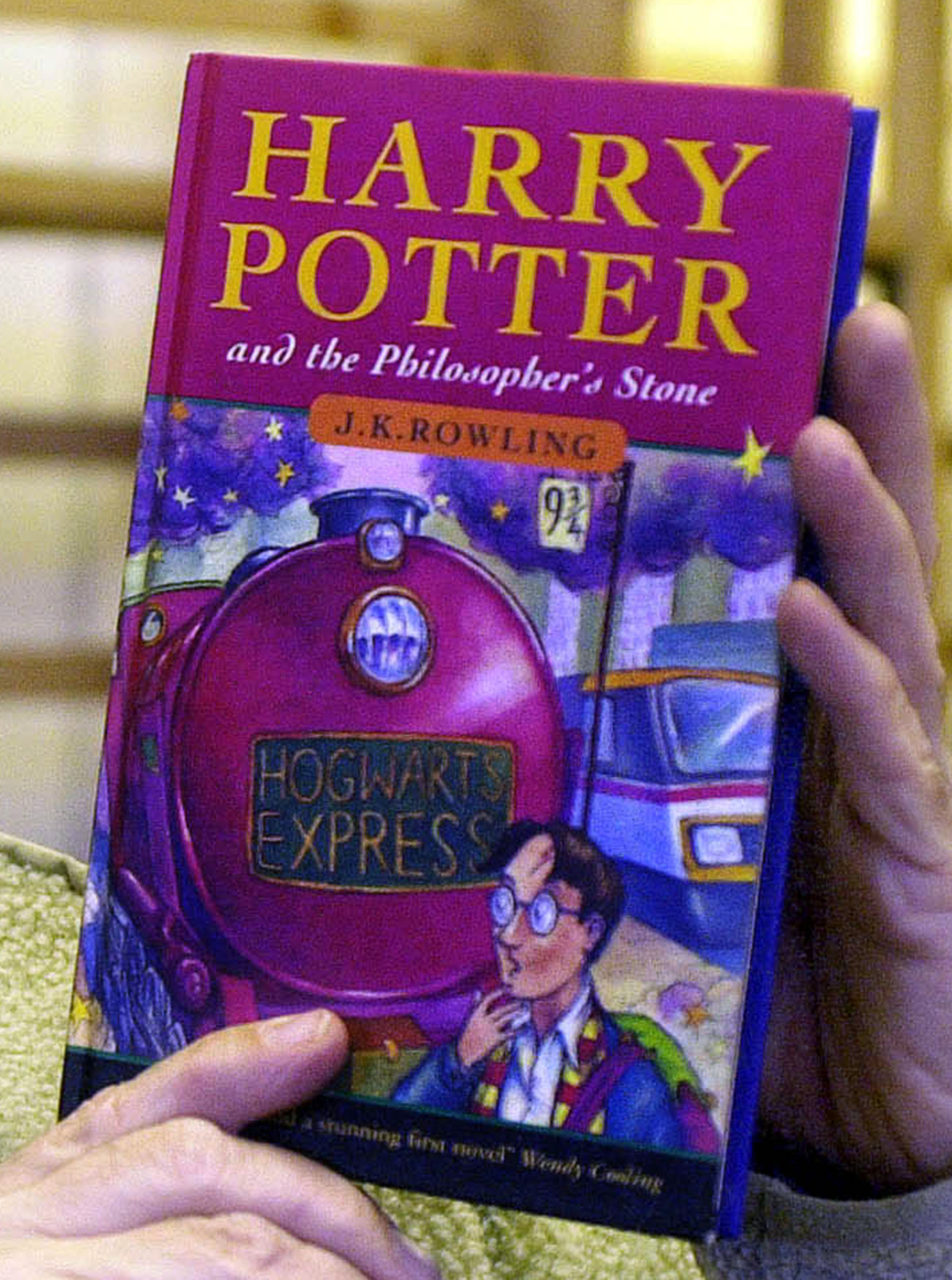 Výtisk knihy o Harrym Potterovi.