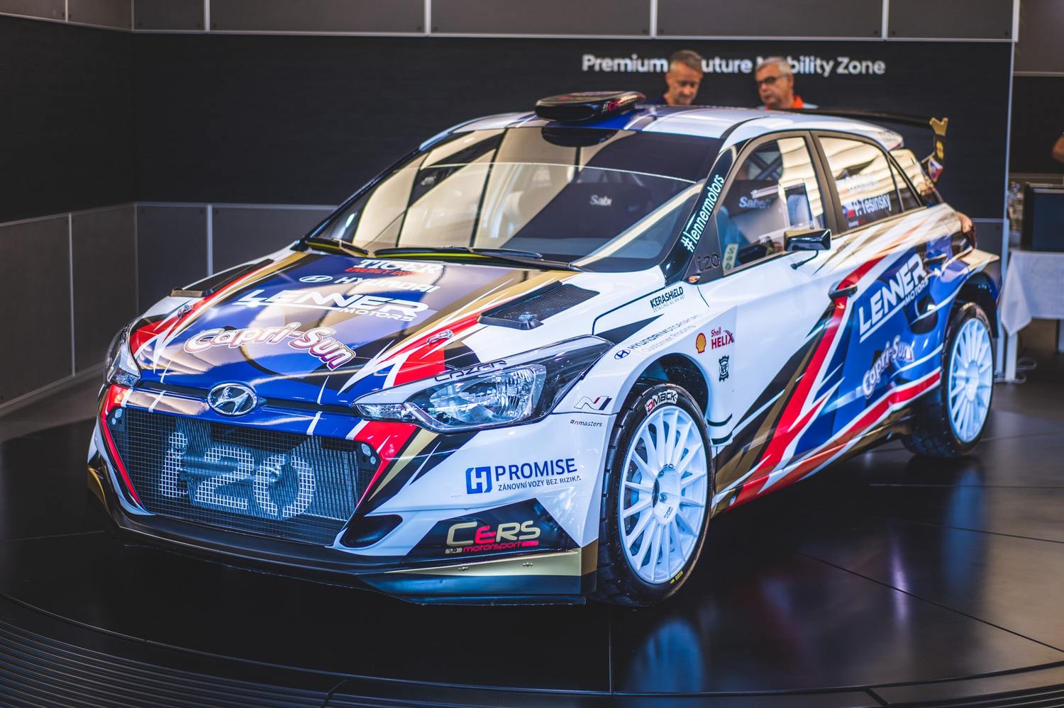 Představení oficiálního vozu Hyundai. 