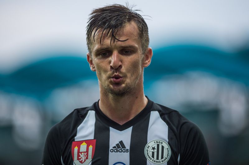 Fotbalista Benjamin Čolič.