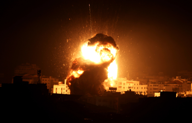 Boje mezi Izraelí a Palestinou pokračují.