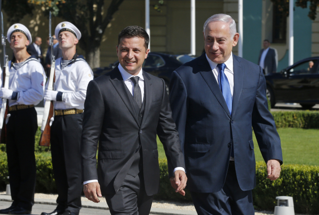 Volodymyr Zelenskyj a Benjamin Netanjahu.