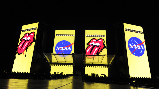 NASA pojmenovala valící se kámen na Marsu po kapele Rolling Stones.