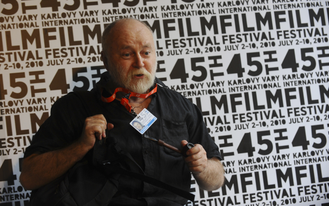 Režisér Karel Vachek.