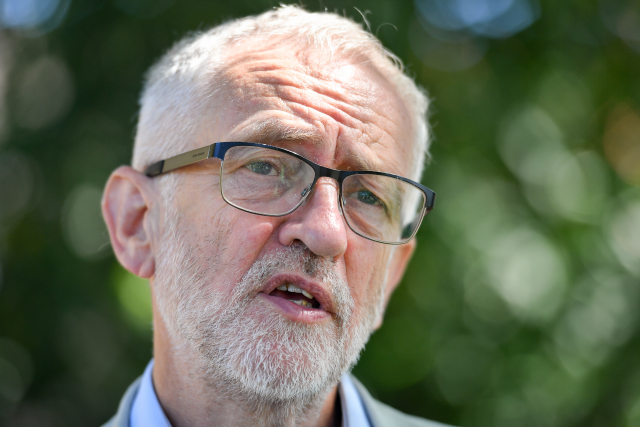 Lídr opoziční Labouristické strany Jeremy Corbyn.