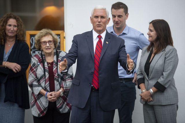 Americký viceprezident Mike Pence.