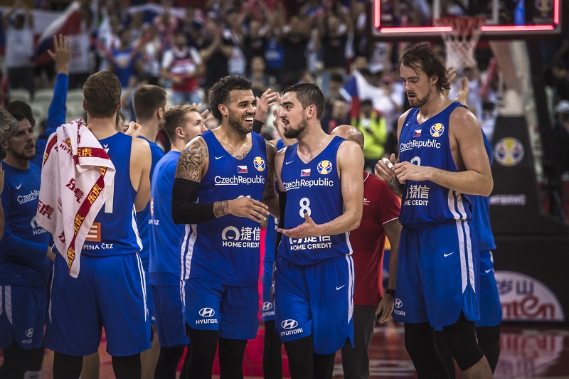 Soupeři Čechů? Nejužitečnější hráč NBA a vítězové skupiny.