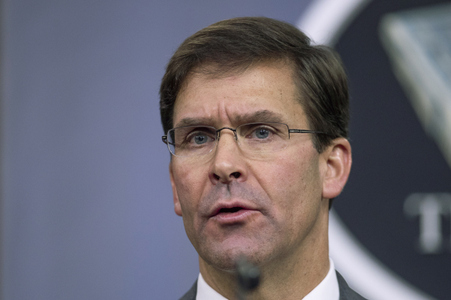 Americký ministr obrany Mark Esper.