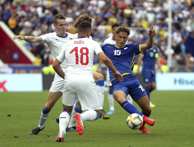Jan Bořil proti Kosovu.