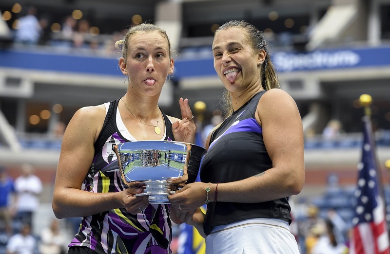 Mertensová se Sabalenkovou vyhrály čtyřhru na US Open.
