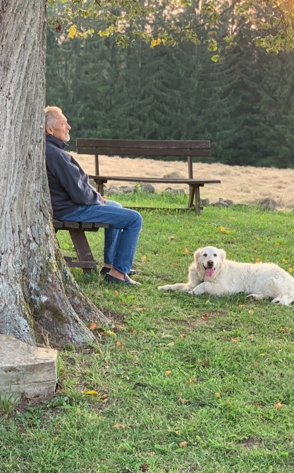 Karel Gott poslal vzkaz fanouškům.