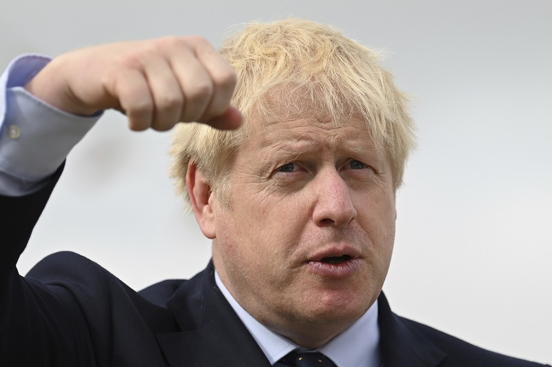 Boris Johnson si chtěl vynutit pětitýdenní pauzu parlamentu.