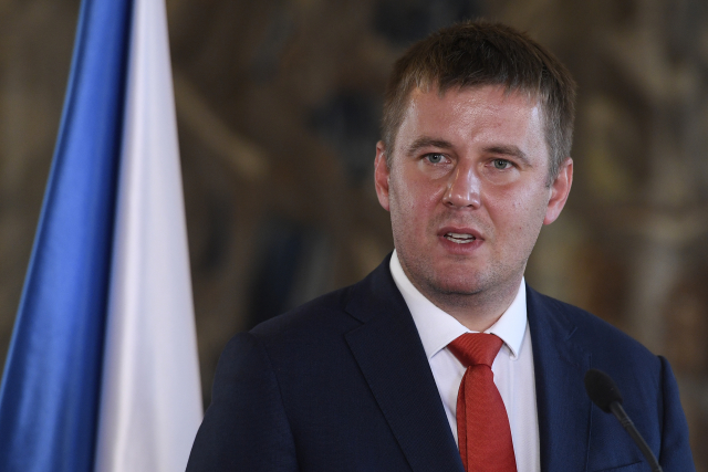 Ministr zahraničí Tomáš Petříček (ČSSD).