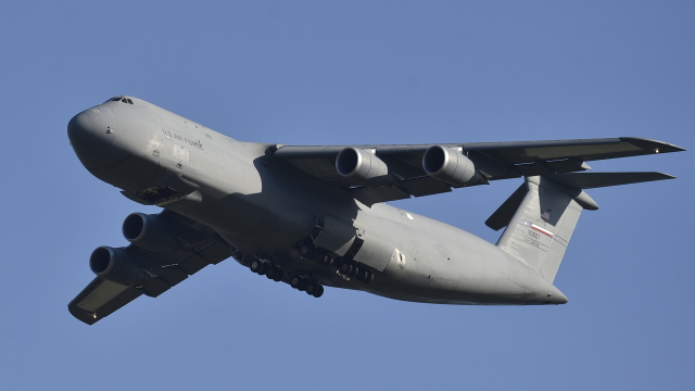 Transportní letoun C-5M Super Galaxy.