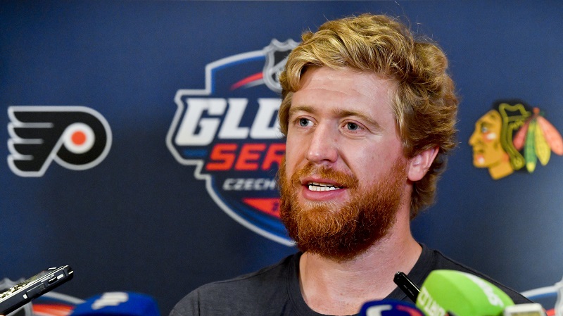 Jako další postupný krok kariéry vnímá hokejový útočník Jakub Voráček možnost zahrát si zápas NHL před českým publikem.