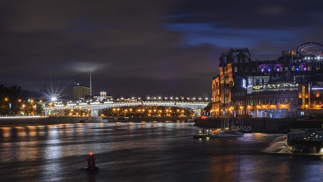 Moskva.