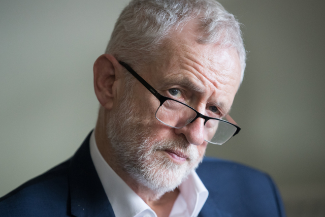 Šéf britských labouristů Jeremy Corbyn.