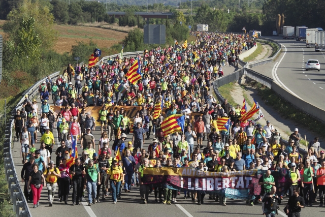 Demonstrace v Katalánsku. 