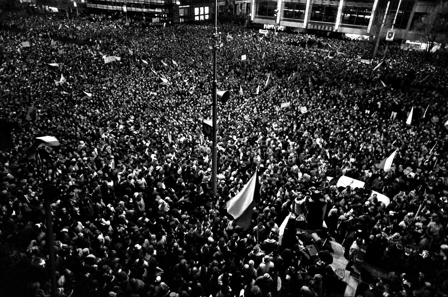 Sametová revoluce. 