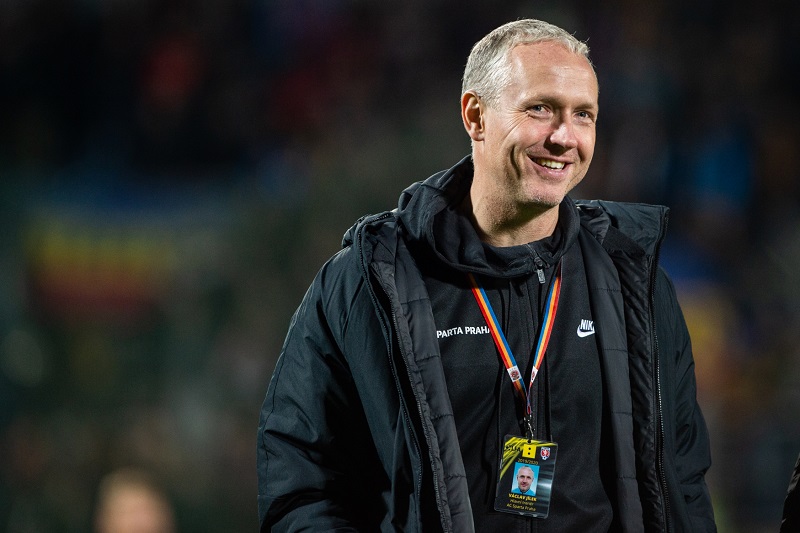 Fotbalisté Sparty se v dnešním zápase 15. kola první ligy představí na stadionu poslední Opavy.