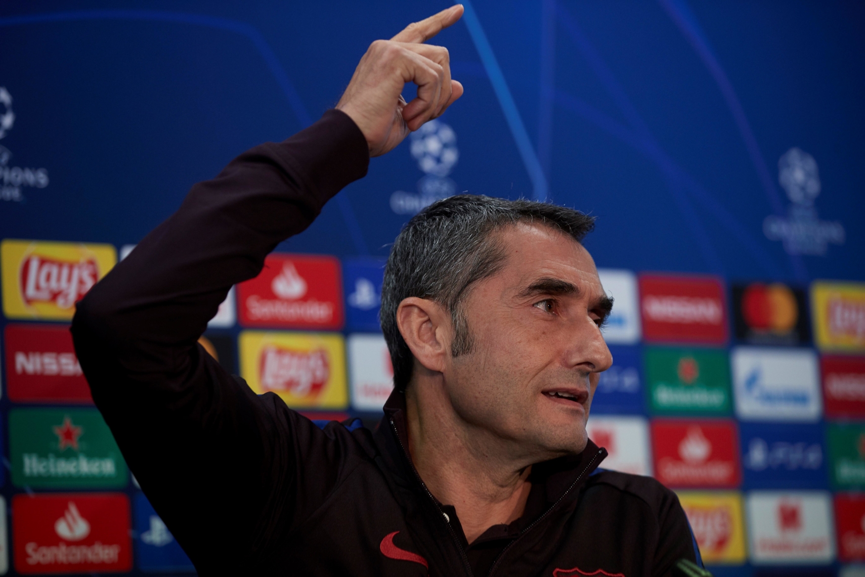 Trenér Barcelony Ernesto Valverde.