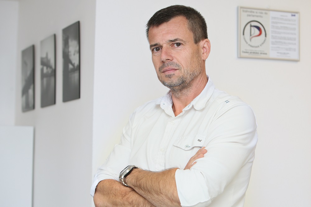 Jiří Kadeřávek.