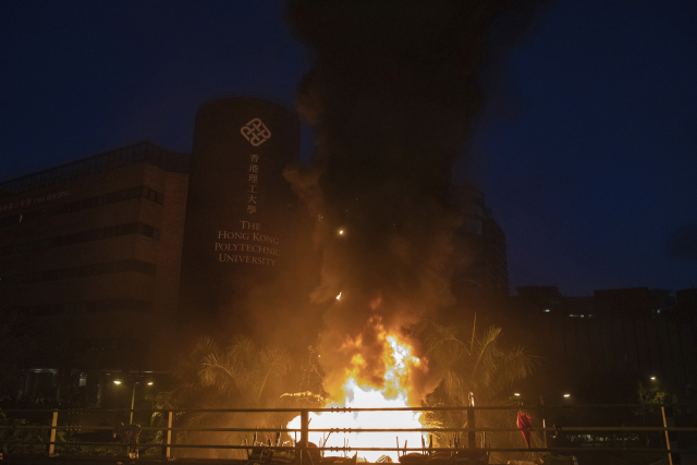 Protesty v Hongkongu.