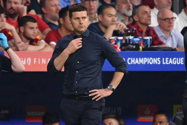 Mauricio Pochettino se s hráči Tottenhamu rozloučil originálně Mauricio Pochettino se s hráči Tottenhamu rozloučil originálně