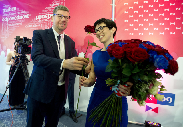 Markéta Pekarová Adamová s Jiřím Pospíšilem. 