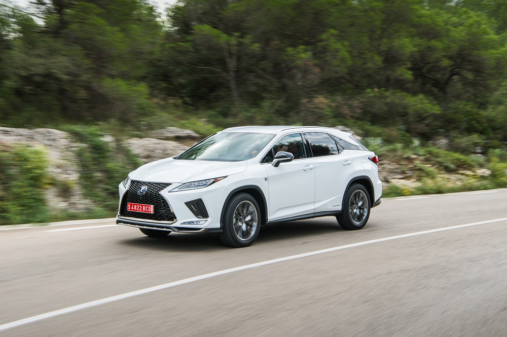 Lexus RX.