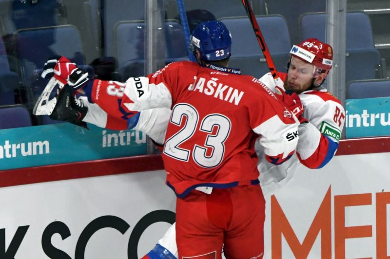 Hokejový útočník Dmitrij Jaškin.