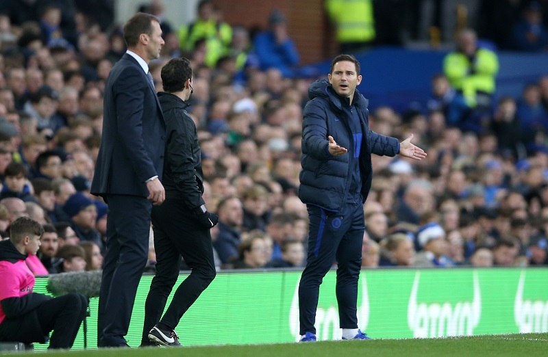 Trenér Chelsea zuří: laciné góly, lajdácká obrana.