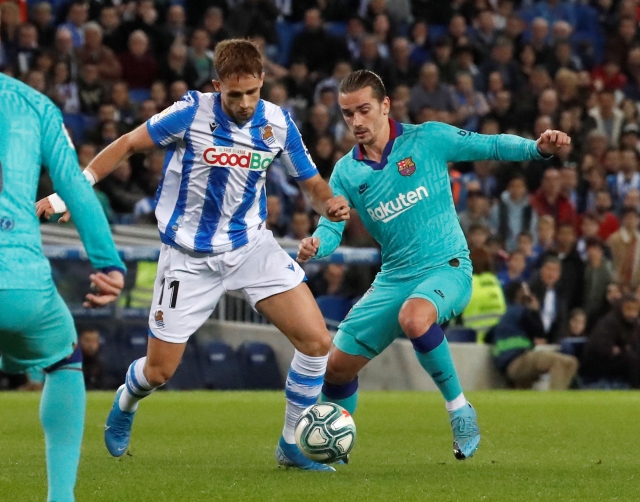 Antoine Griezmann (vpravo) během utkání proti San Sebastianu.