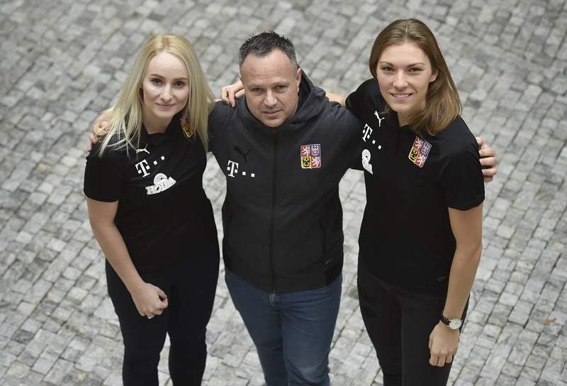 Český florbal má světlou budoucnost, věří kouč Rhyner.