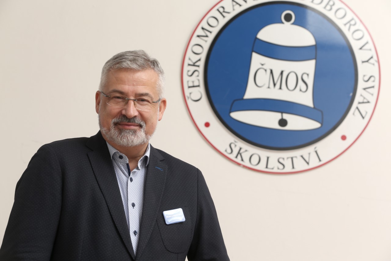 Zastání ministra Plagy? Dnes bych si vlepil facku, říká šéf odborů.