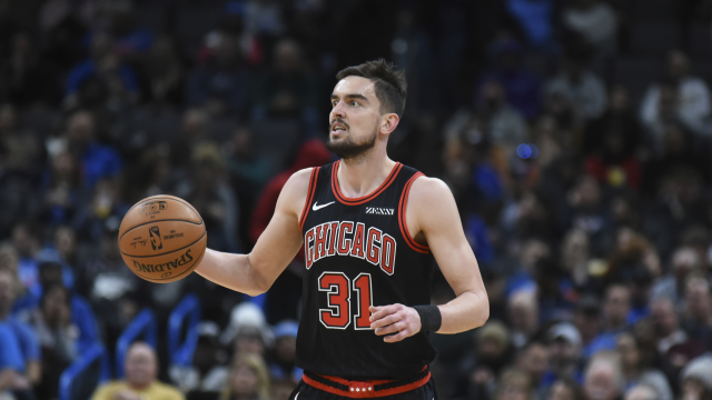 Tomáš Satoranský v souboji proti Washingtonu.