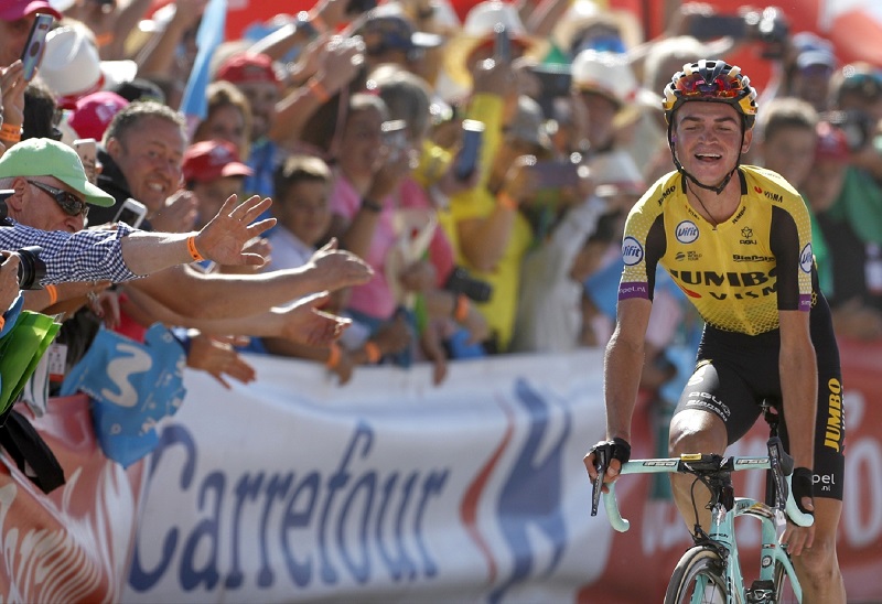 Nizozemský cyklistický tým Jumbo-Visma netypicky už s půlročním předstihem ohlásil nominaci na Tour de France, na níž chce přerušit dominanci britské stáje Ineos.