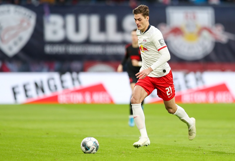 Fotbalový reprezentant Patrik Schick se v závěru roku dostal do výborné formy a v Lipsku jsou s jeho výkony nadmíru spokojeni.
