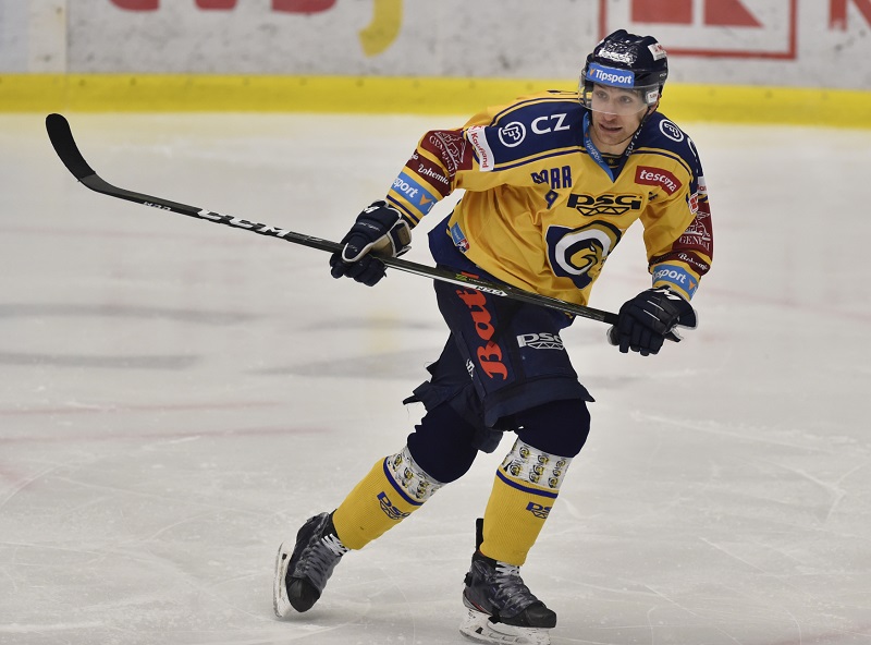 Hokejisté Zlína zdolali ve 33. kole extraligy doma poslední Pardubice.