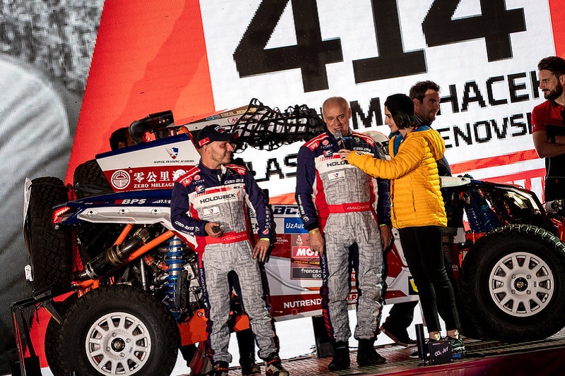 Dakar 2020: česká želízka, přehled favoritů i debut Alonsa.