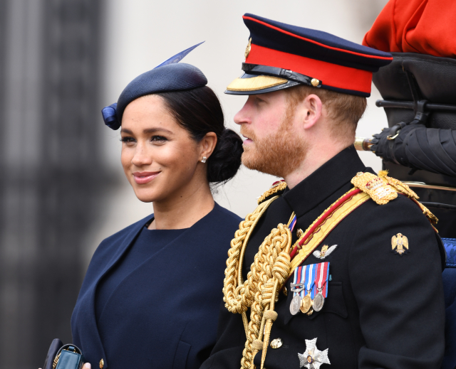 Vévodkyně a vévoda ze Sussexu.