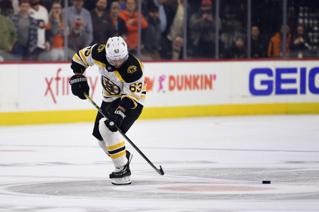 Brad Marchand při nepovedeném nájezdu.