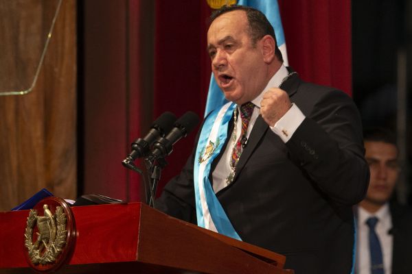 Nový prezident Guatemaly Alejandro Giammattei.