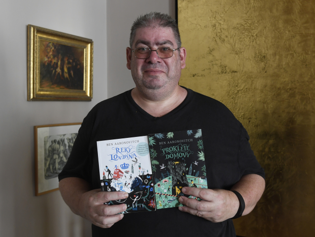 Britský spisovatel Ben Aaronovitch, autor knižní řady Řeky Londýna.